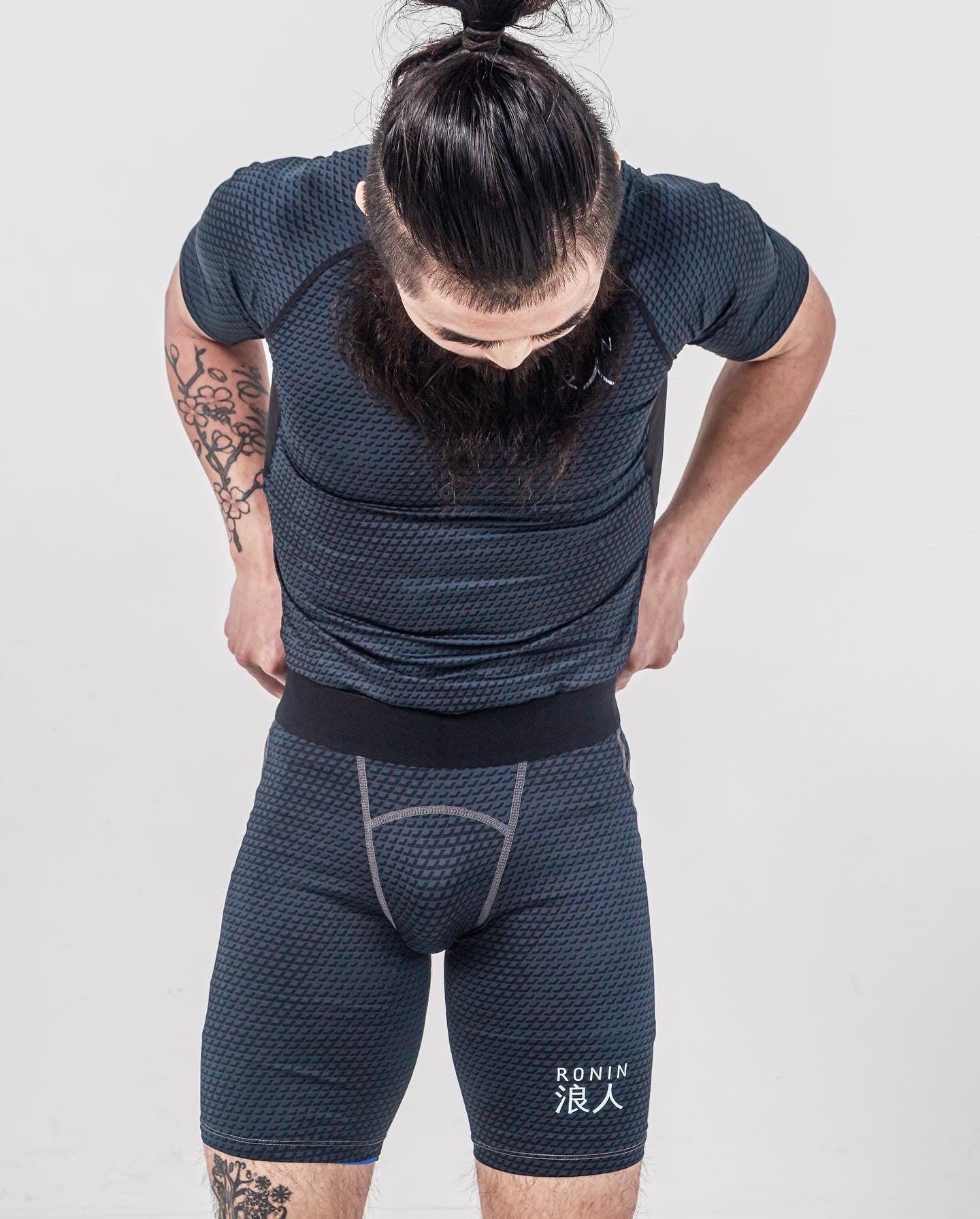 Ronin Compression Top